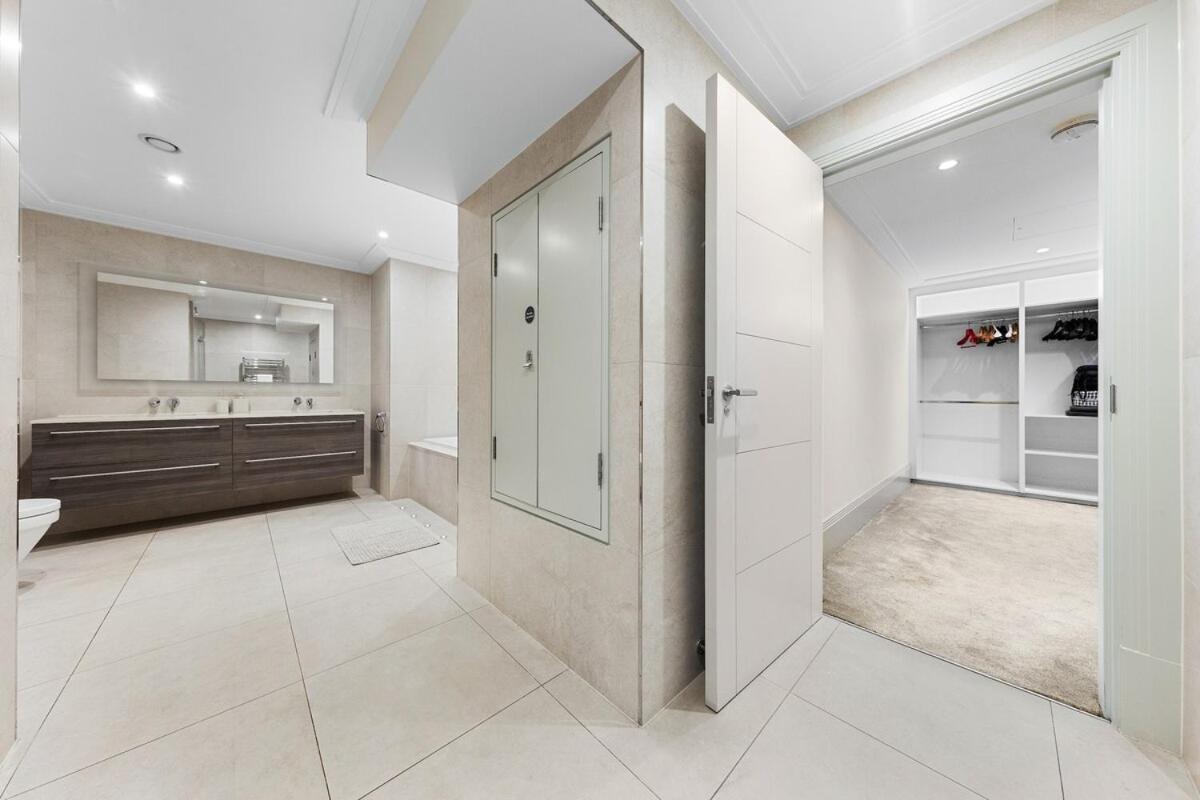The Park Lane Luxury 3bedroom Sleeps 10 Pl3b Apartment *