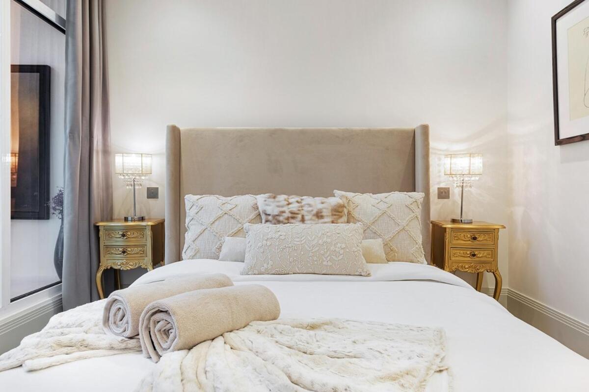 Apartment The Park Lane Luxury 3bedroom Sleeps 10 Pl3b London