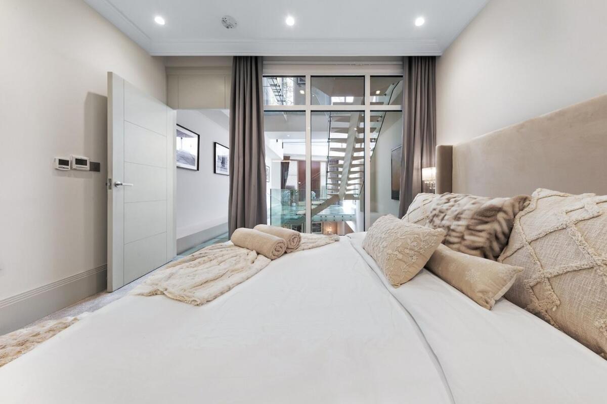 Apartment The Park Lane Luxury 3bedroom Sleeps 10 Pl3b London