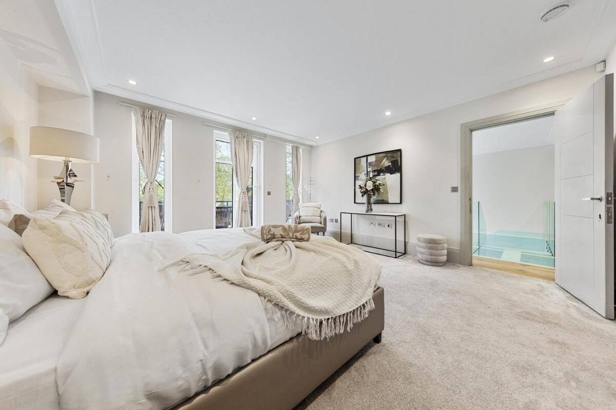 The Park Lane Luxury 3bedroom Sleeps 10 Pl3b London